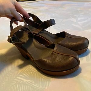Korks Sandals
